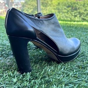Audley London booties leather black zip up Semi-open sides platform heels